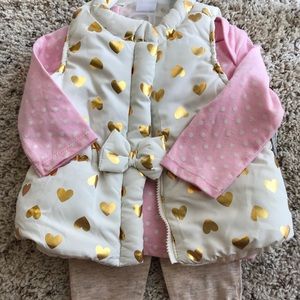 Vest, Long sleeve shirt, and leggings set